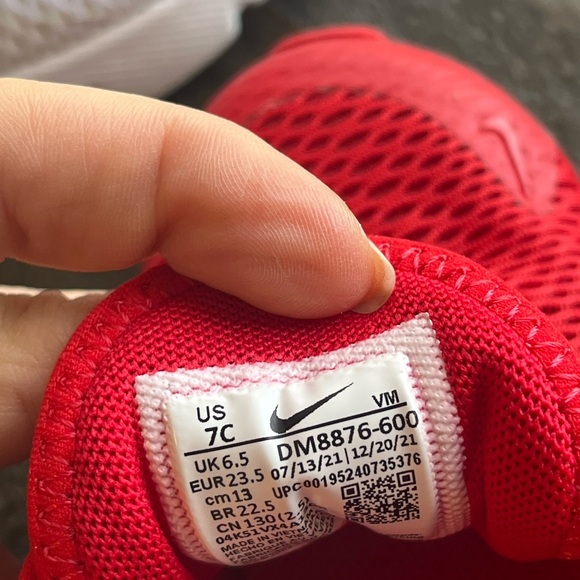 Nike Kids' White and Red Sneakers - Picture 11 of 16